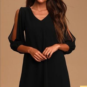 Lulus. Dark hot pink shift dress with side arm slits. Size small.